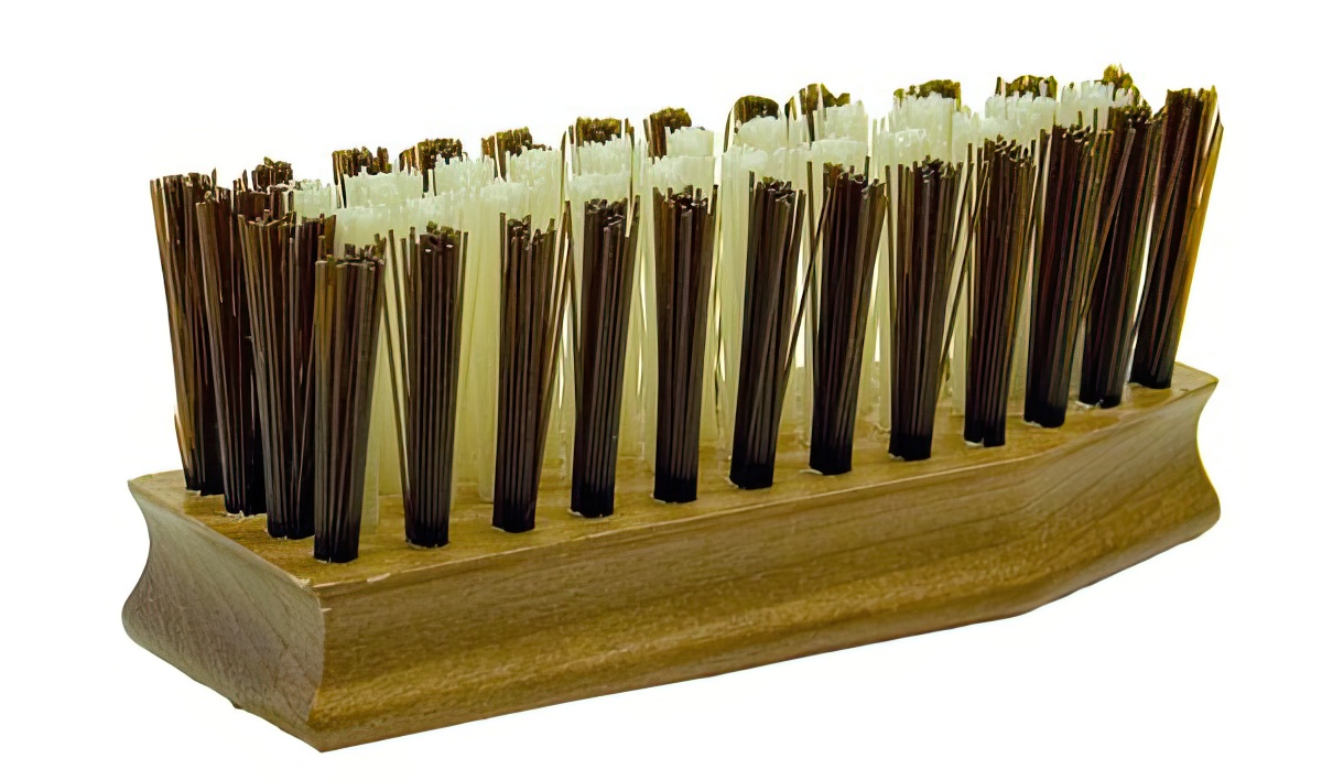 Щетка сметка для копыт. жесткая Wahlsten