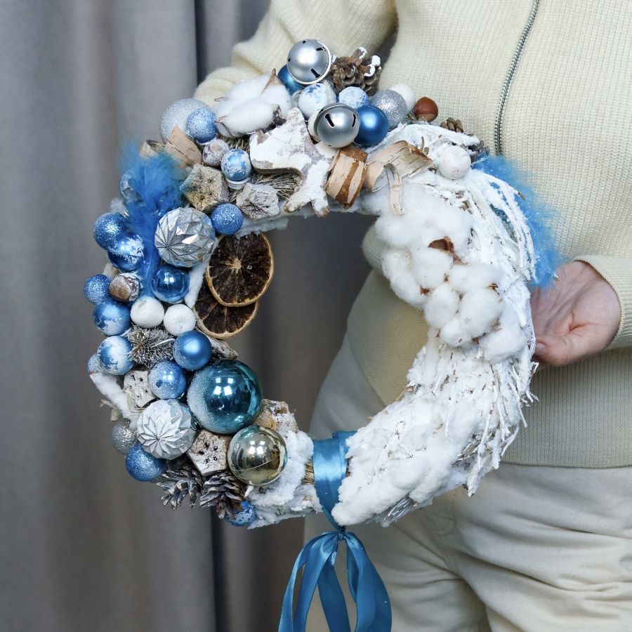 Новогодний венок "Северное сияние"