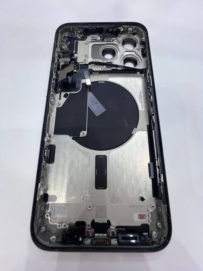 Apple iPhone корпус 15 pro max в сборе со шлейфами, стеклом камеры оригинал с разбора (снятый) идеал серый