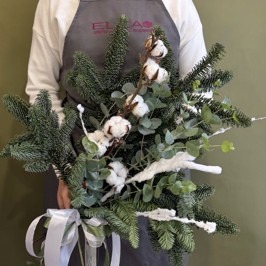Зимний букет из нобилиса и хлопка