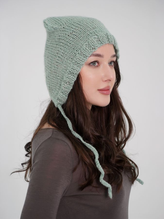 Шапочка из шерсти полынь