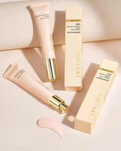 База под макияж выравнивающая, праймер под макияж MAIGOOLE (светлый тон)