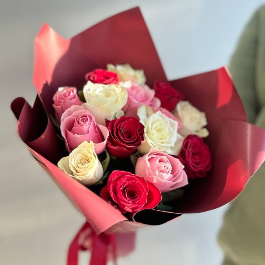 Розы Кения 15 шт разноцветный микс