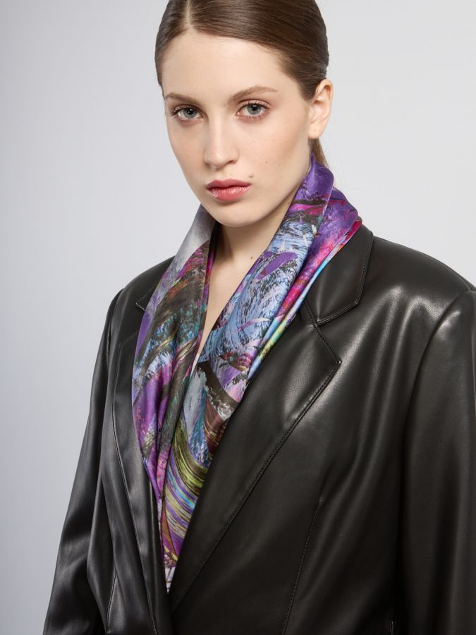 Платок женский шелк 90х90 E04-8379-10 ELEGANZZA