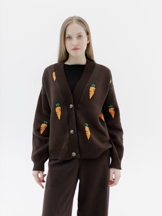 Кардиган с морковками шоколад