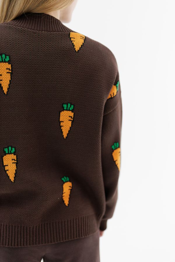 Кардиган с морковками шоколад