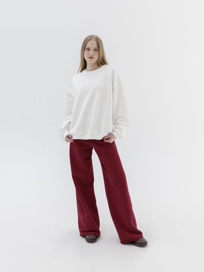 Свитшот базовый молочный