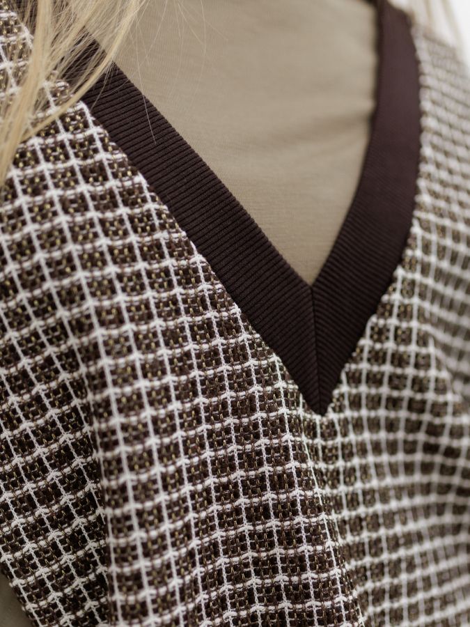 Жилет из итальянского твида