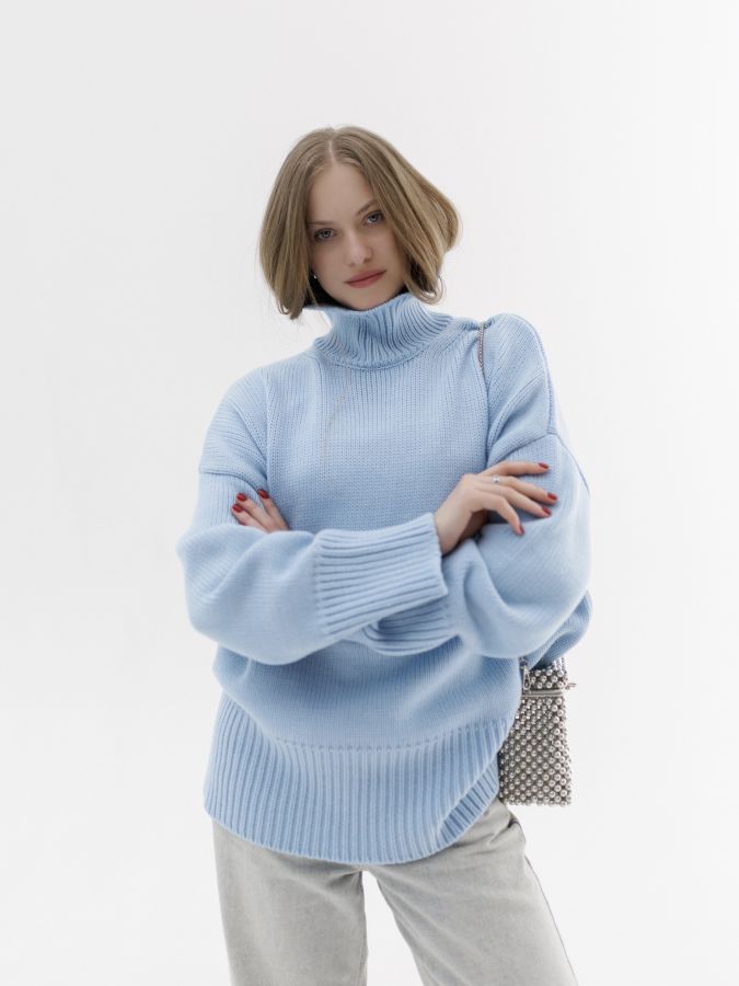 Свитер из мериноса голубой