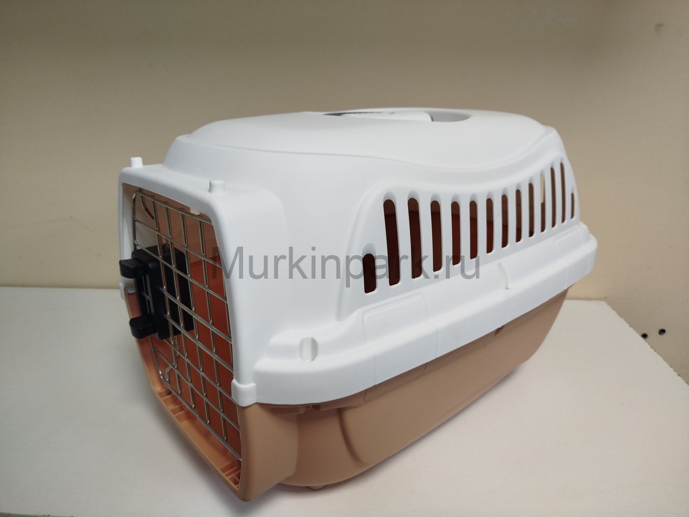 Переноска пластиковая 47×32.5×30 см Карго