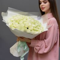 101 роза белая 40 см (Кения) в классическом оформлении