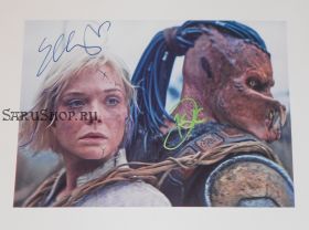 Автографы: Эль Фаннинг, Димитриус Шустер-Коломатанги. Хищник: Планета смерти