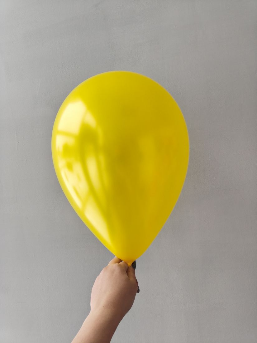 Металлик желтый