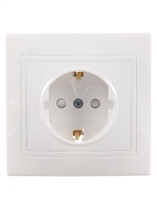 Розетка Евро скрытой установки, 1 гнездо, с заземлением, 16 А, с защитными шторками, керамика, белая, TDM Electric, Таймыр, SQ1814-0016