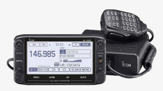 Базово-мобильная D-STAR радиостанция Icom ID-5100A