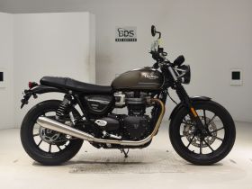 TRIUMPH SPEED TWIN 900