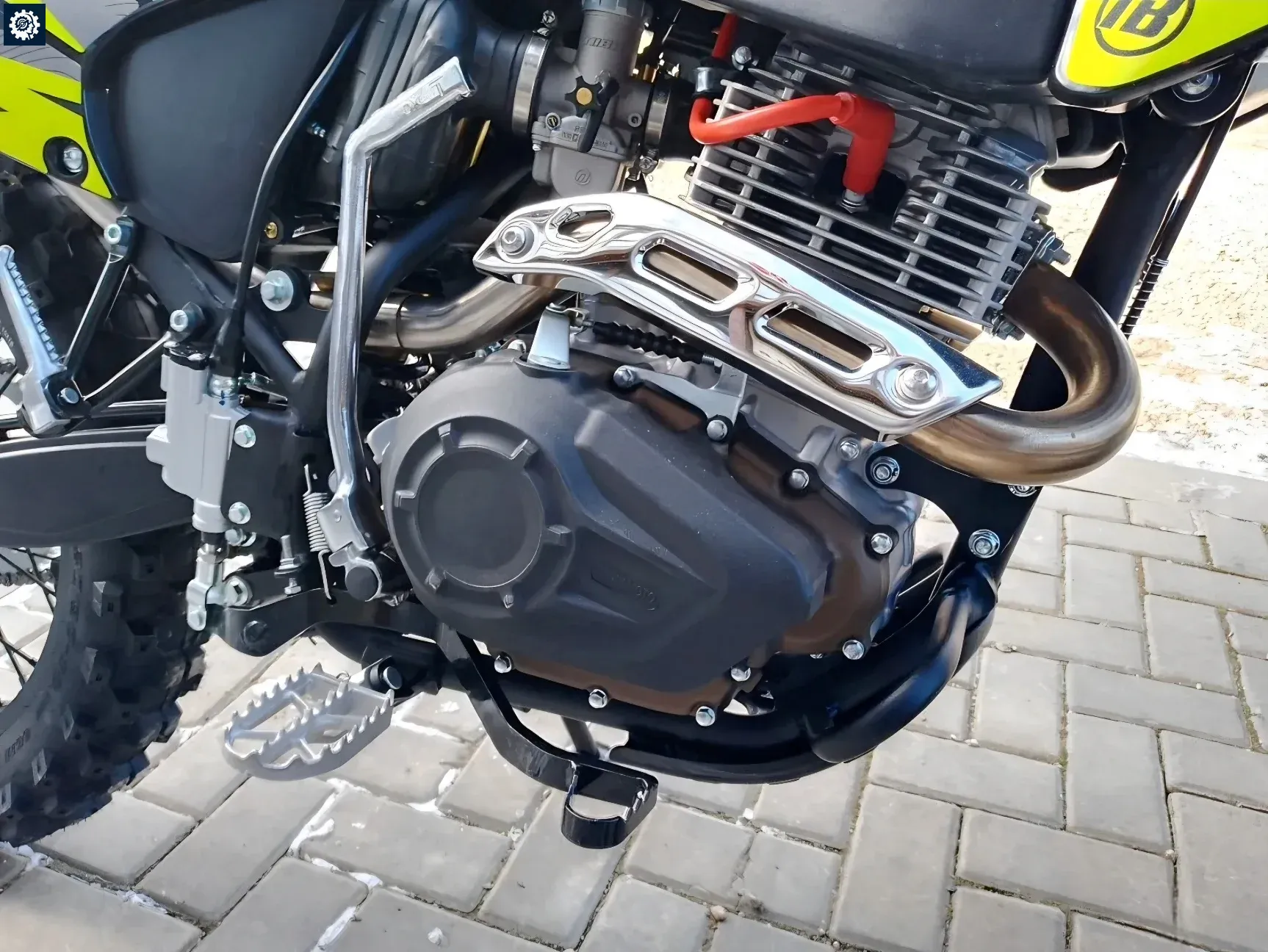 Двигатель вид справа