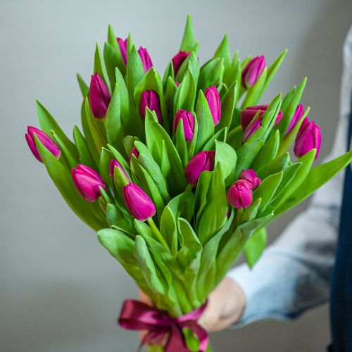 Тюльпаны розовые под ленту