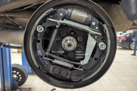 Проверка Плавности Возврата Педали Тормоза В Исходное Положение на Автомобиле Варшавское шоссе 170Бс7