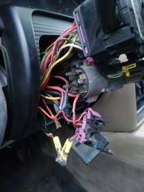 Замена Группы Контактов В Разъеме Электронного Блока на Автомобиле Варшавское шоссе 170Бс7