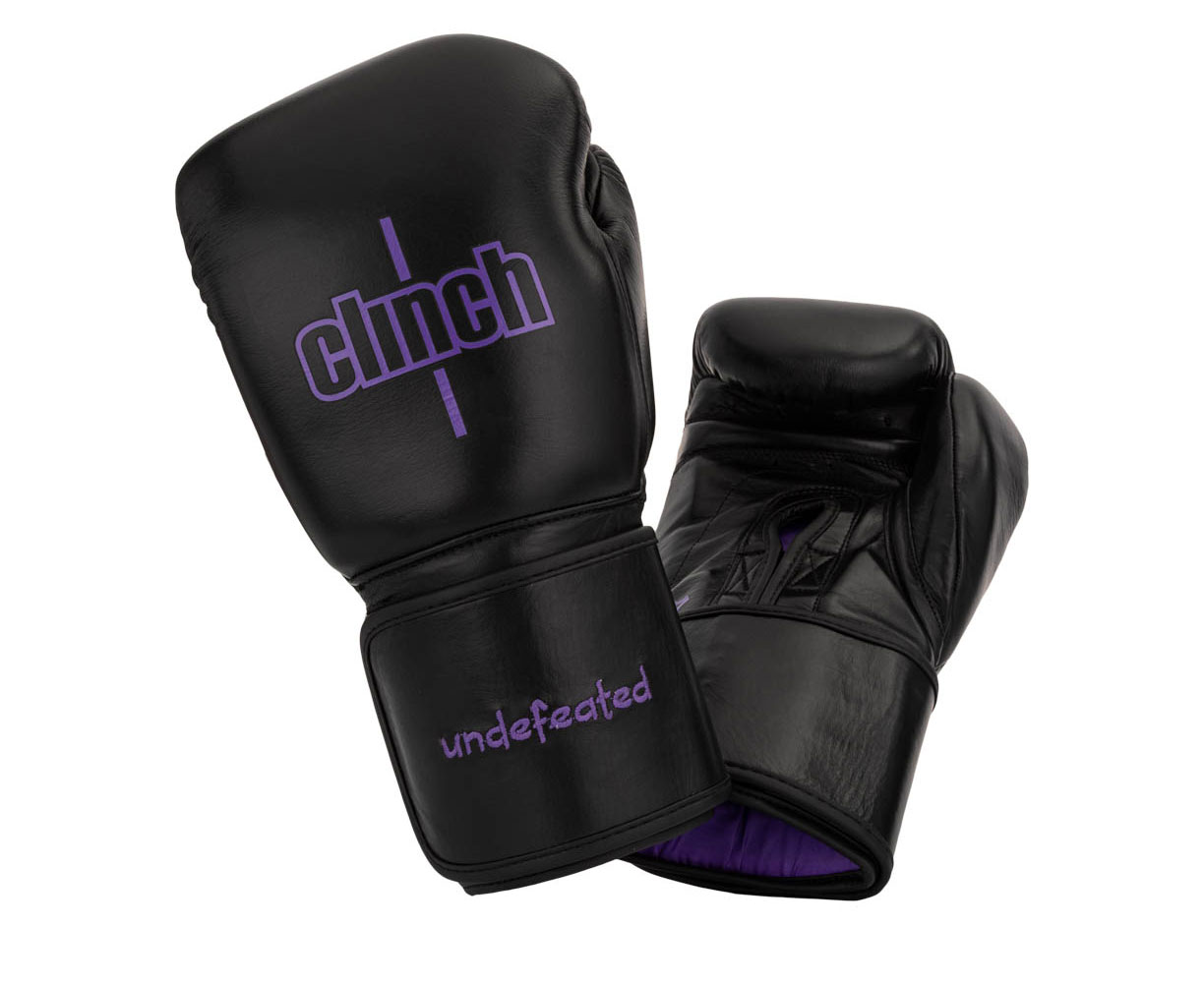 Перчатки боксерские Clinch Undefeated черные, 18 унц., артикул C161