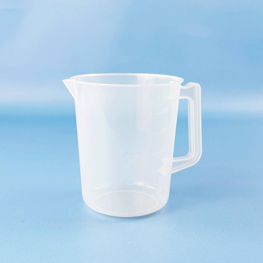 Мензурка (Стакан) с ручкой Labdevices-500, на 500 мл, полипропилен, градуированная