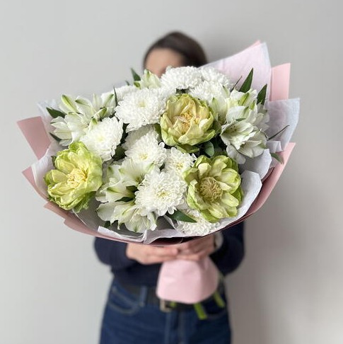 Сборный букет "Вегги в белом"