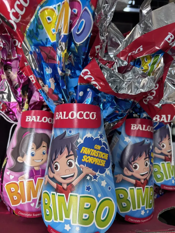 Яйцо шоколадное с сюрпризом 150 г Бимбо, Uovo latte Bimbo, Balocco 150 g