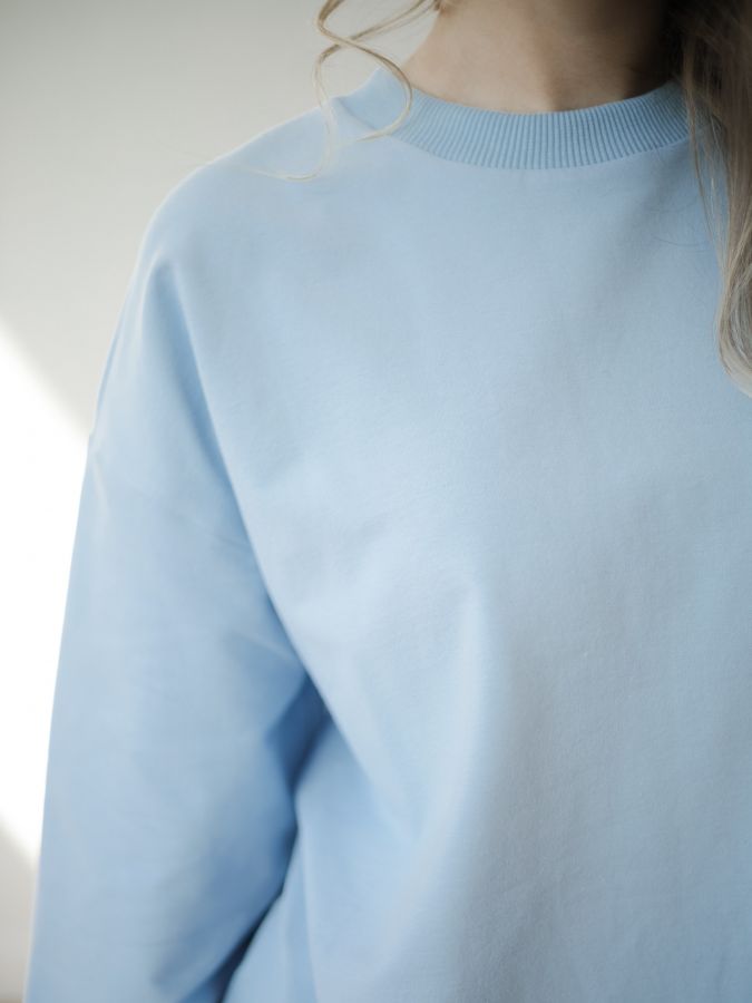 Кофта с длинным рукавом голубая