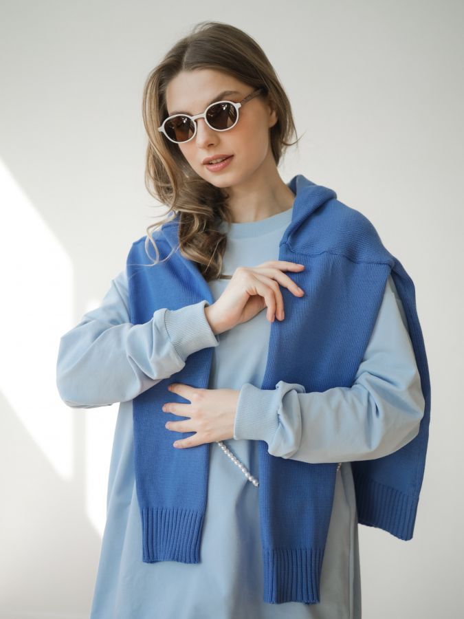 Кофта с длинным рукавом голубая