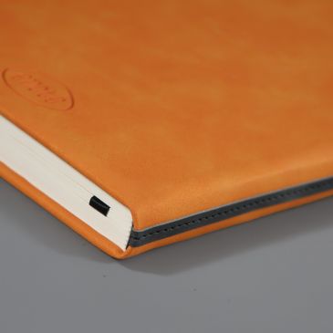 ежедневники с логотипом в москве