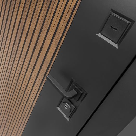 Входная дверь Лабиринт Айслаб - 05 Венге светлый с терморазрывом