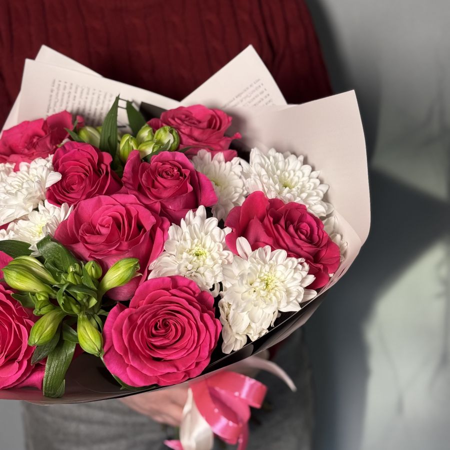 Букет с розами Пинк Флоид