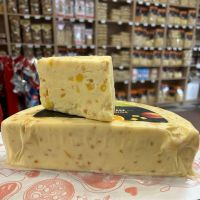 Сыр десертный с манго и апельсином, 100 г