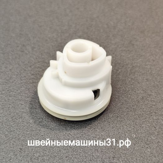 Кулачок (эксцентрик) Janome Jem. Длина без учёта винтов 28 мм; диаметр отверстия под вал 10 мм.    Цена  795 руб.