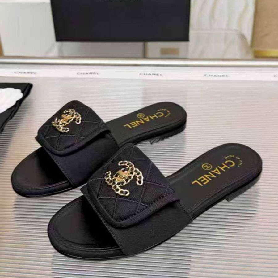 Шлепанцы CHANEL Premium