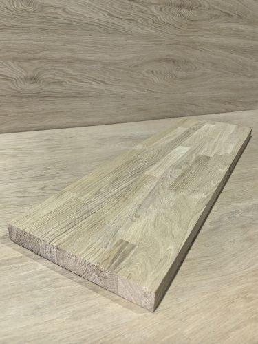 Ступень из дуба сращенная