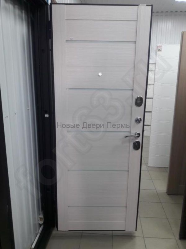 11 см ISOTERMA Серебро Лиственница беж Царга  ,уличная дверь с терморазрывом в Перми