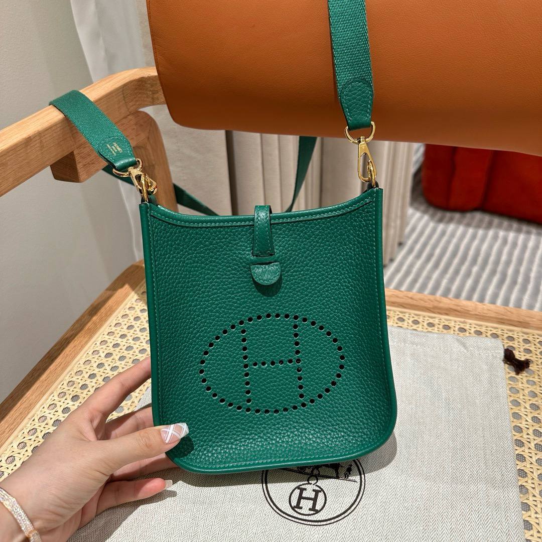 Hermes Evelyne Mini 19*17*5.5 cm