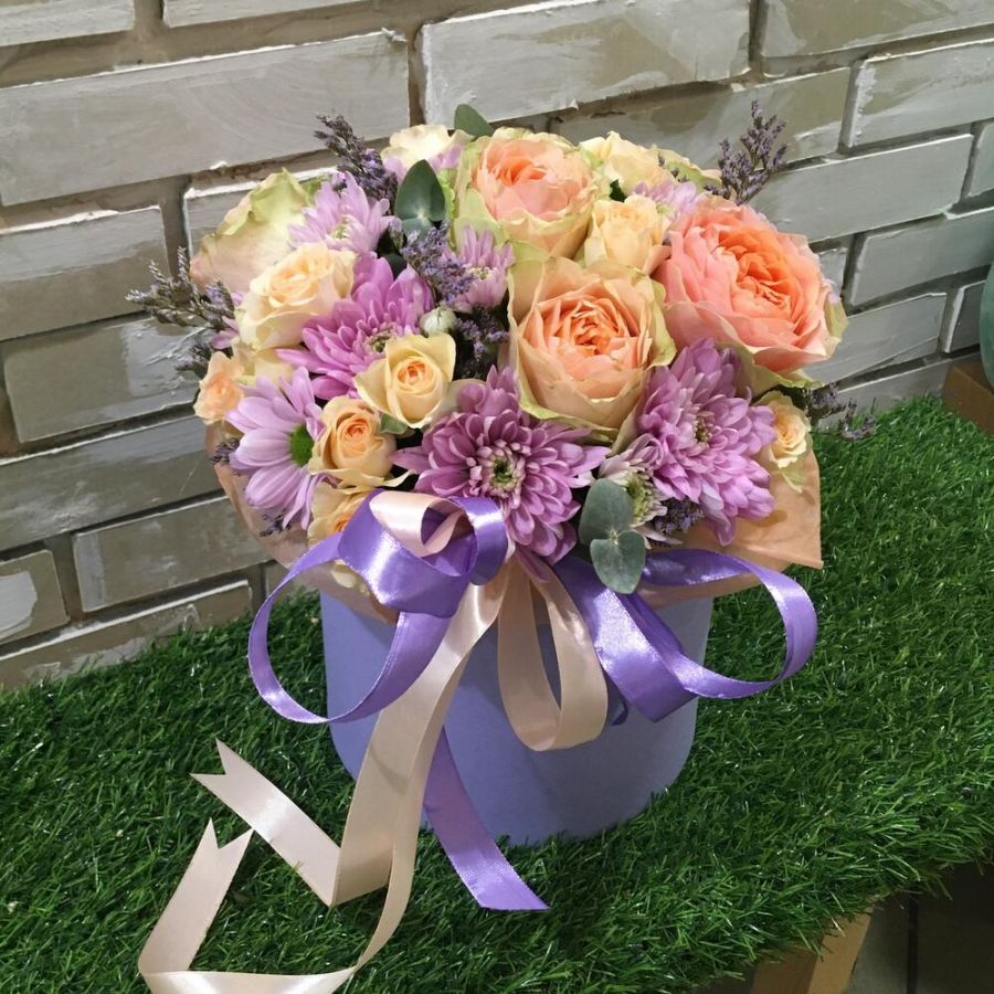 Коробка с розами гравити