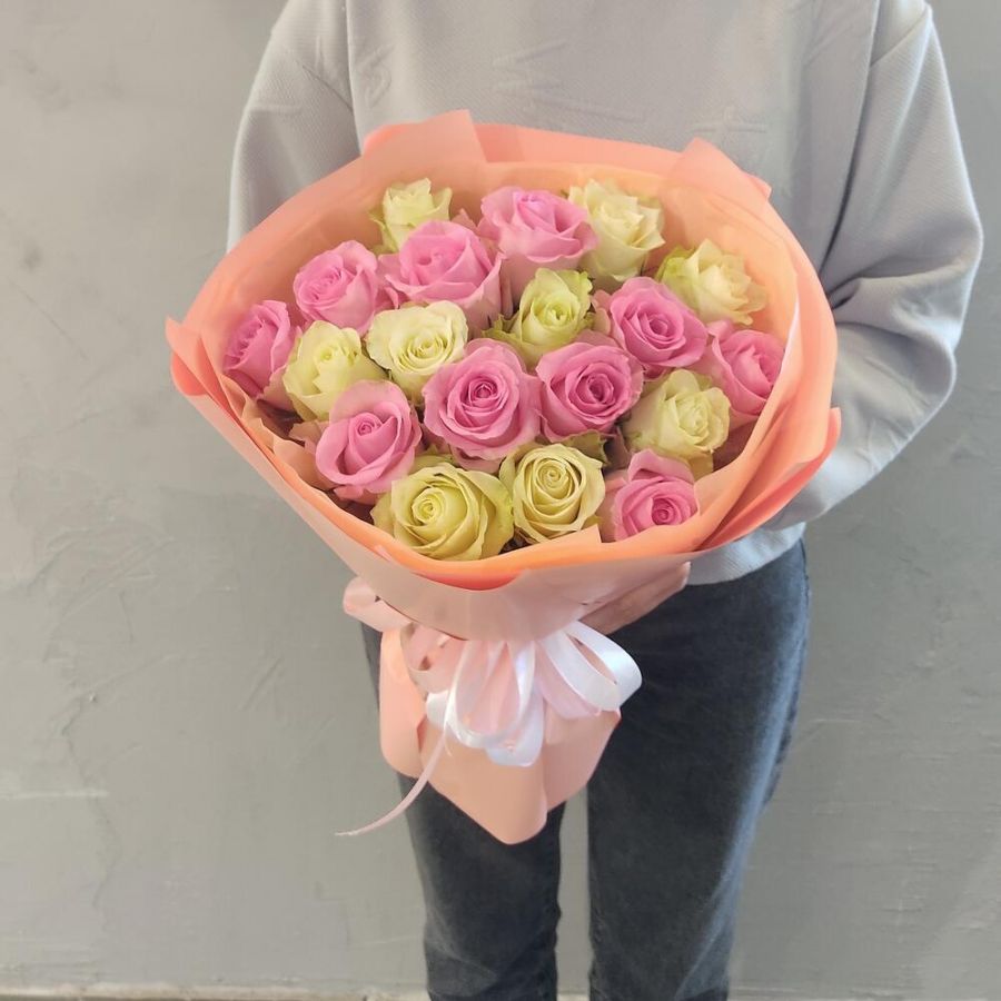 Букет из роз микс