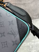 Сумка мессенджер Louis Vuitton Trio