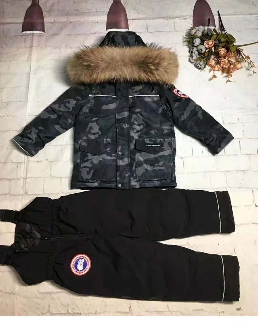 MONCLER ДЕТСКИЙ КОСТЮМ 095