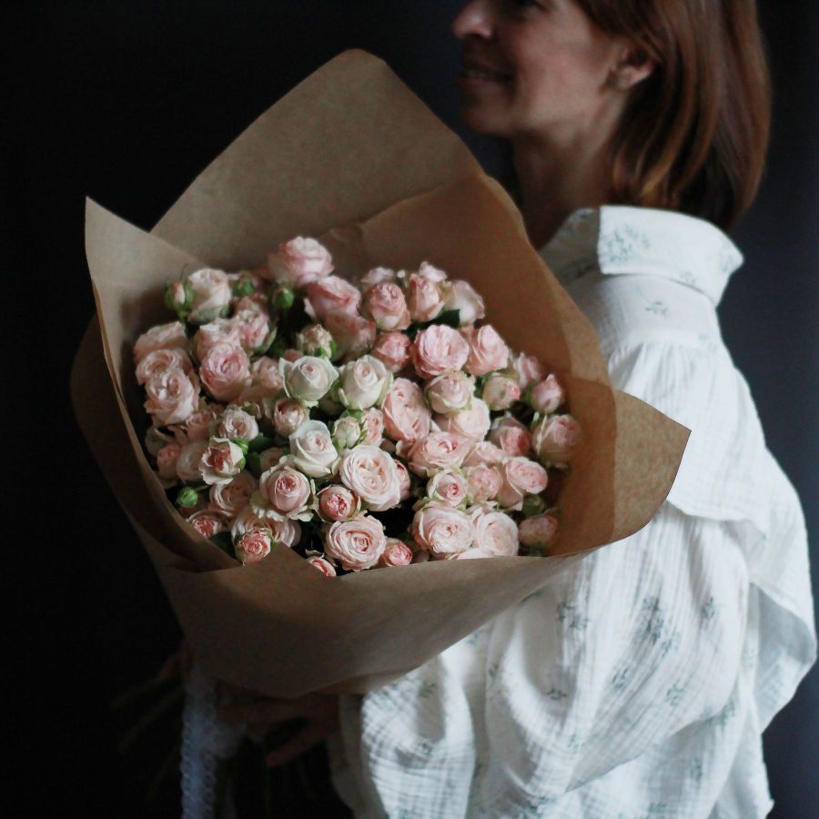 Кустовые розы (Бомбастик)