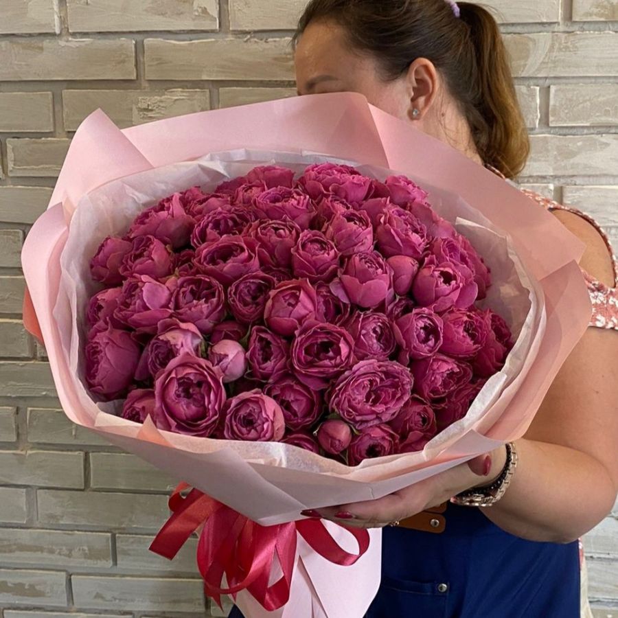 Пионовидные розы