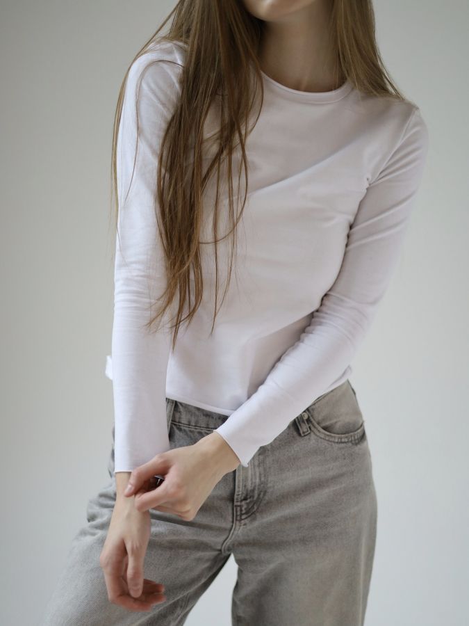 Лонгслив белый