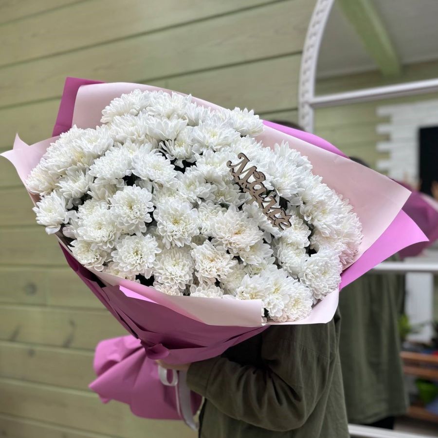 Букет в День матери из 15 "Алтай" + топпер