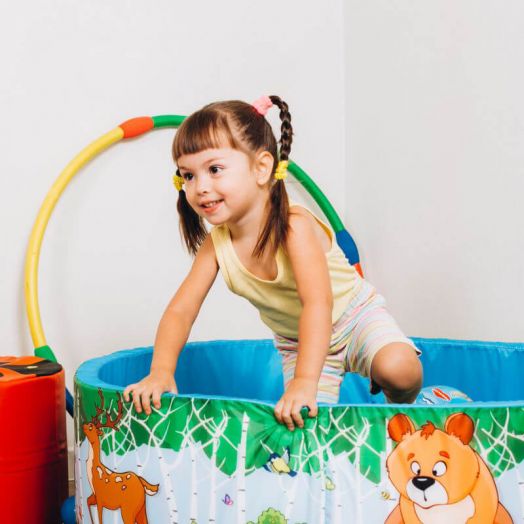 Сухой бассейн  «Зверята», 100 шариков