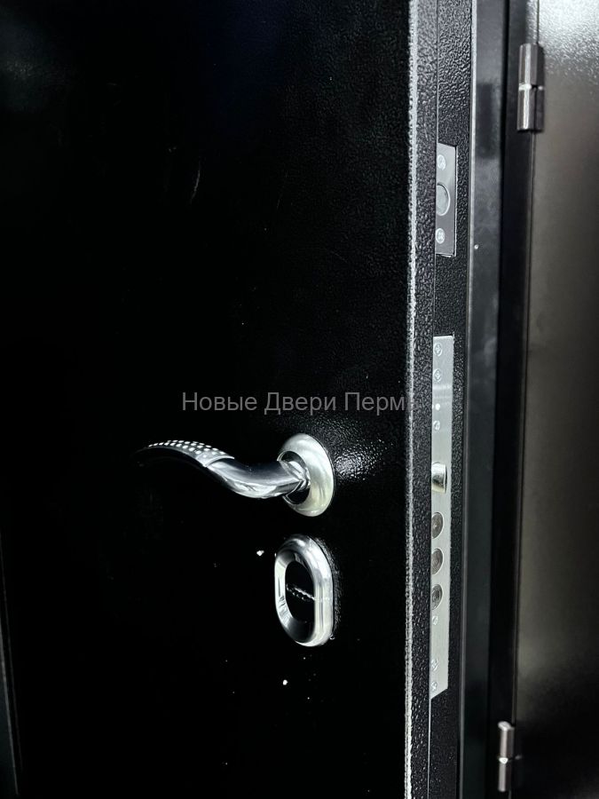 "ТЕПЛО Стандарт " Белый дуб  уличная дверь с терморазрывом в Перми