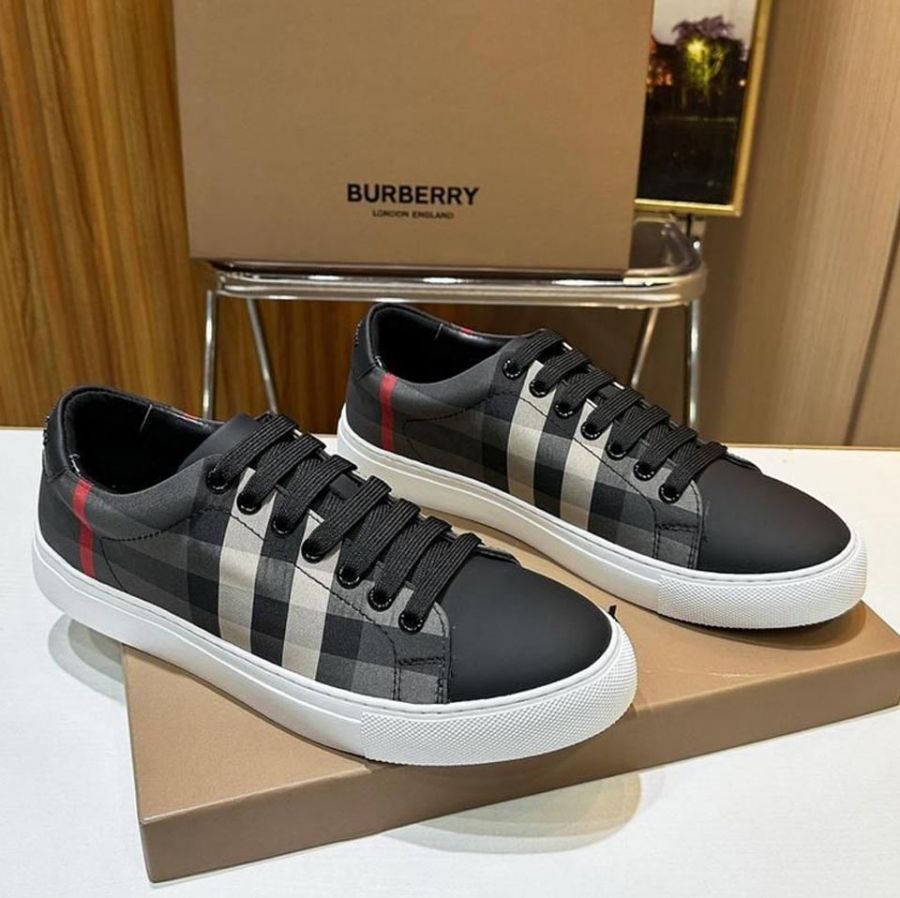 Кроссовки Burberry мужские